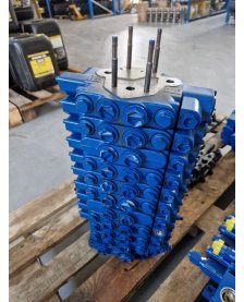 Sekcja Rozdzielacza JCB, CASE - Niebieski