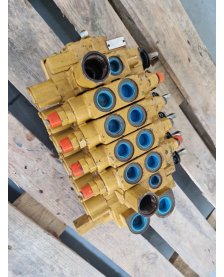 Rozdzielacz Tylni CAT 428, CAT 428B - 9T7938 9T-7938